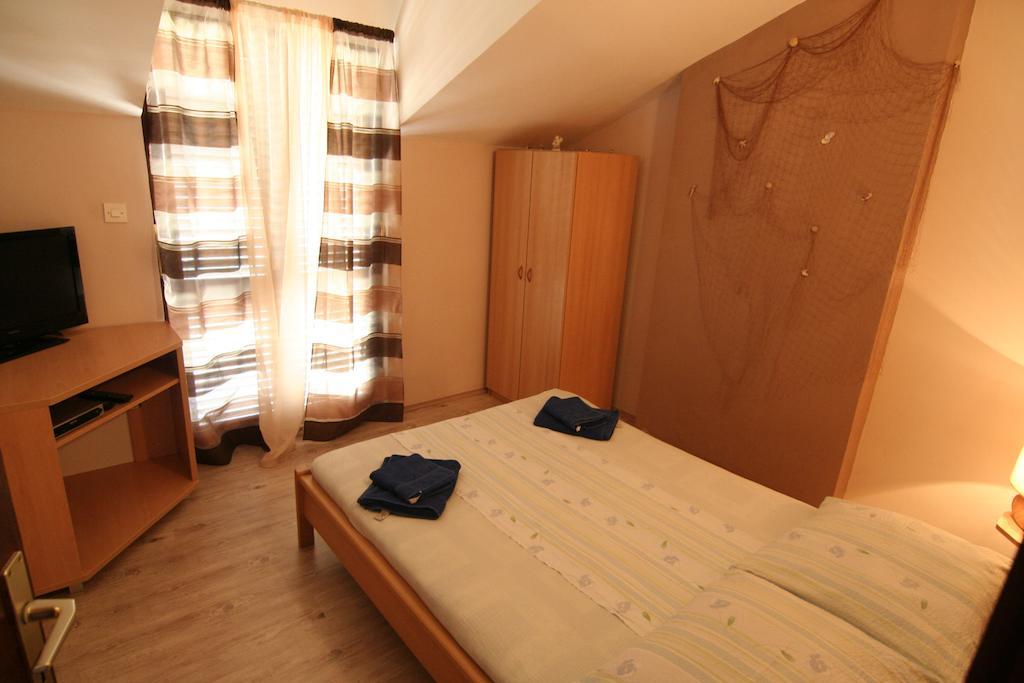 Apartments Marta Trogir Chambre photo