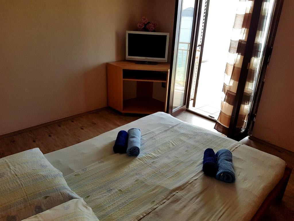 Apartments Marta Trogir Extérieur photo